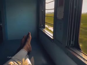 নাড়ির টানে বাড়ি ফেরার উচ্ছ্বাস